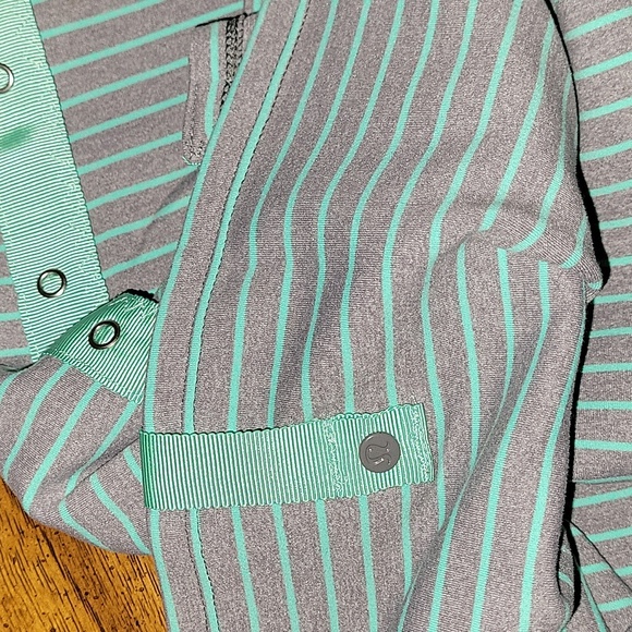 Lululemon Vinyasa Scarf Rulu Parallel Stripe Menthol Heathered Slate, EUC - Picture 11 of 12